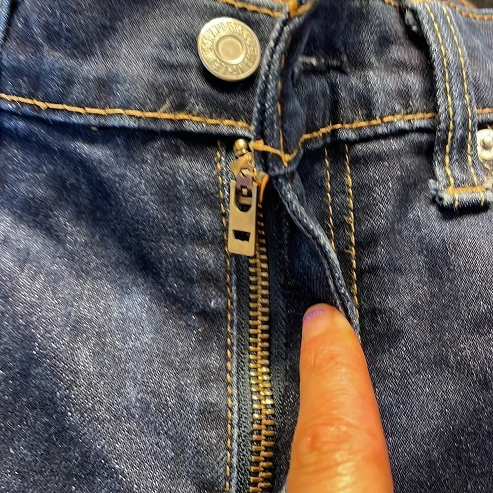 LEVI’S Mens dark blue jeans
